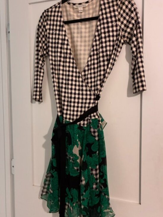 Diane Von Furstenberg Dresses & Skirts - Vintage DVF Iconic Wrap Dress Checkerboard with Green Leaf Embellishments